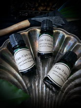 Load image into Gallery viewer, Van-Van Oil